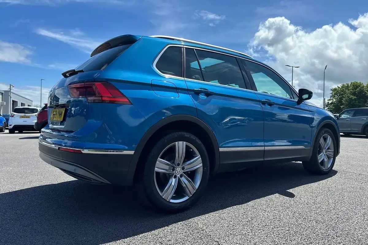 2019-volkswagen-tiguan-15-tsi-sel-big-32