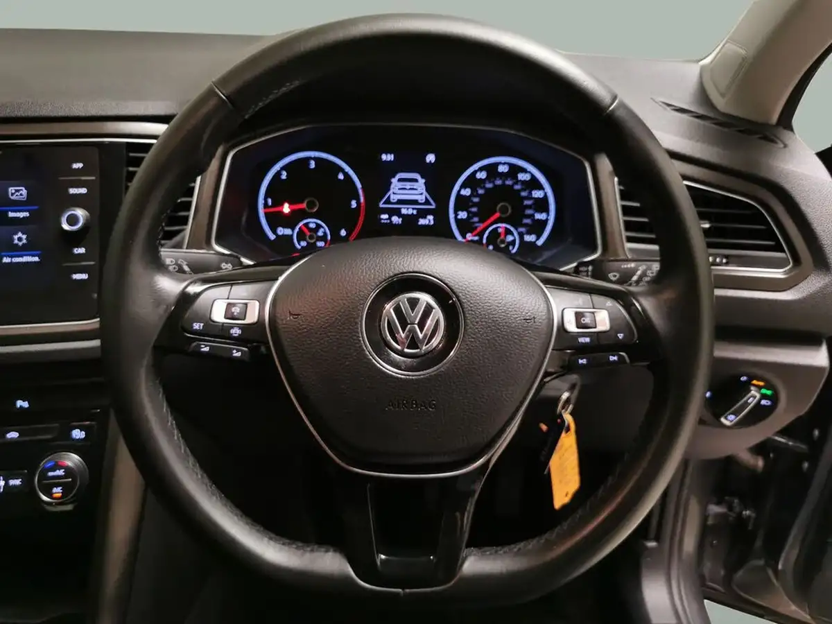 2019-volkswagen-t-roc-16tdi-se-big-17