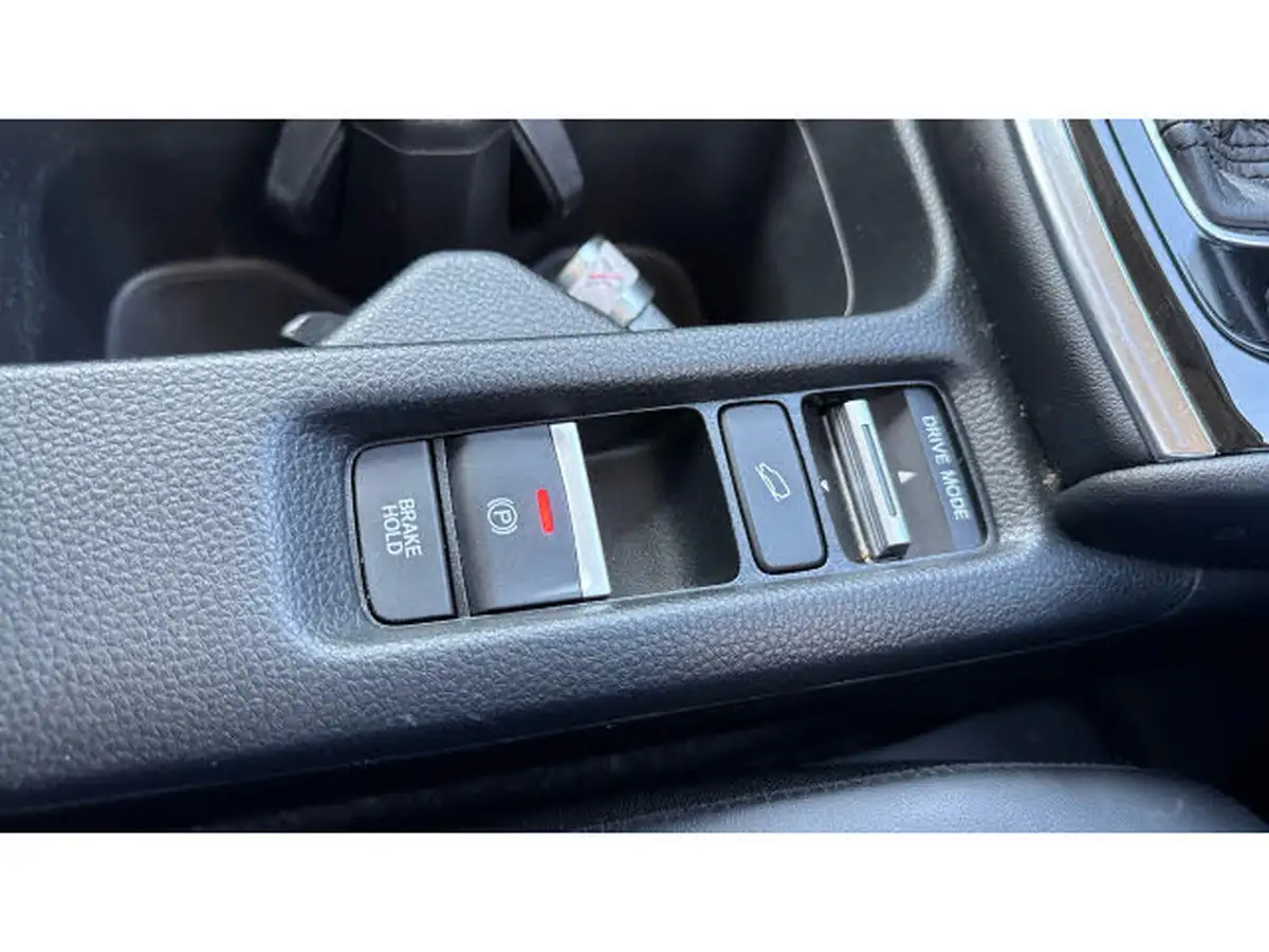 2022-honda-hr-v-15-i-mmd-advance-big-25