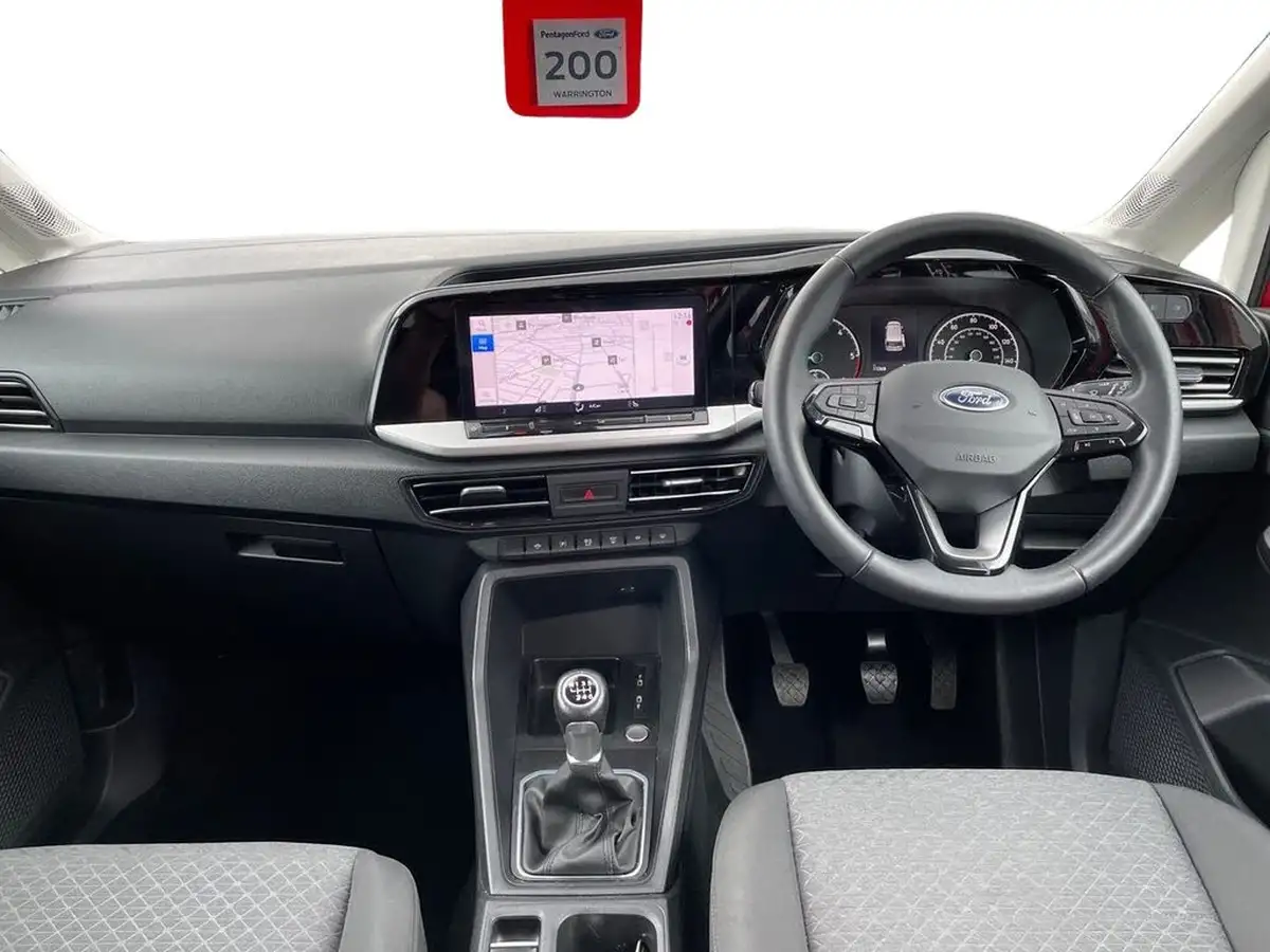 2023-ford-tourneo-connect-20-titanium-big-7