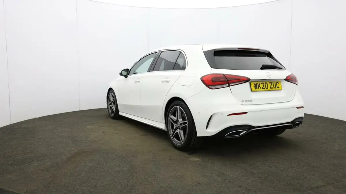 2020-mercedes-benz-a-class-20-a250-amg-line-executive-hatchback-5d-big-44