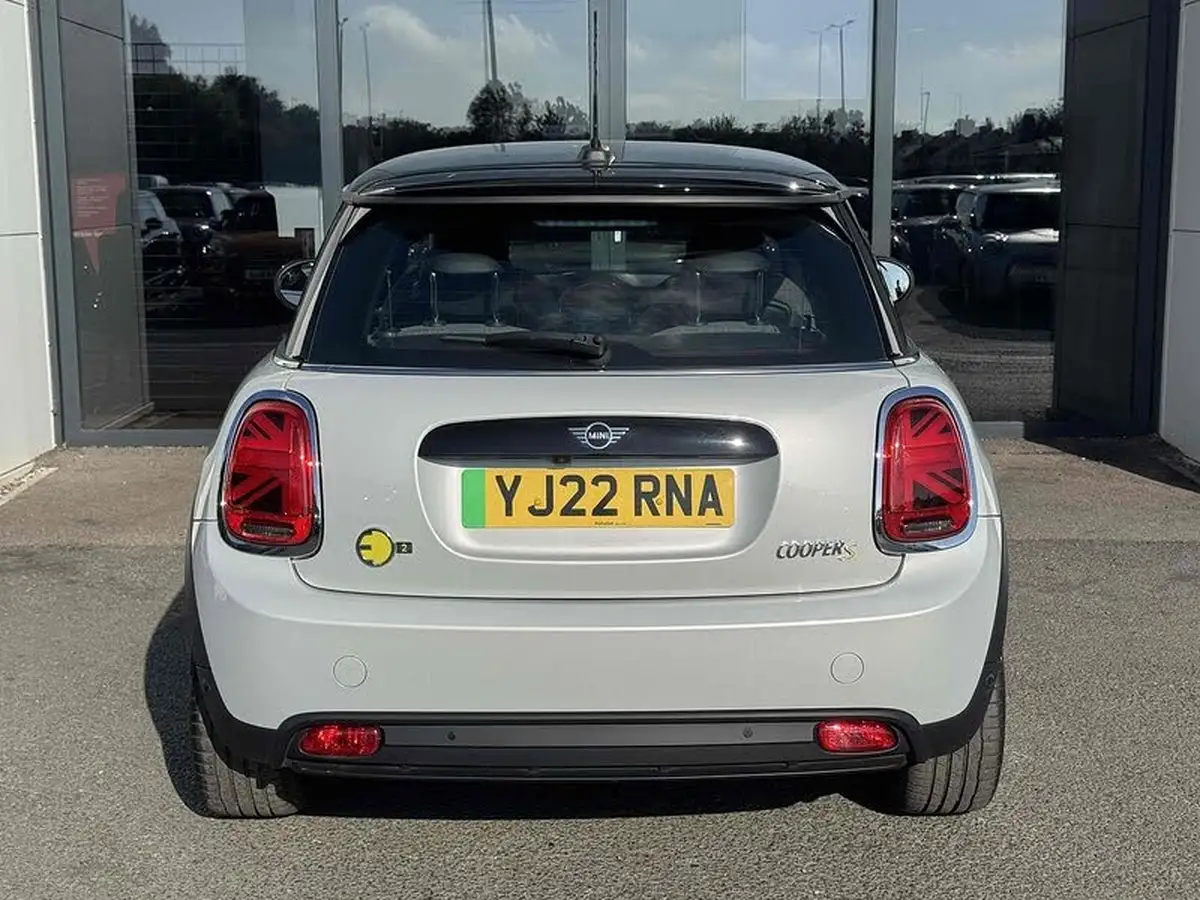 2022-mini-cooper-e-cooper-s-2-big-14
