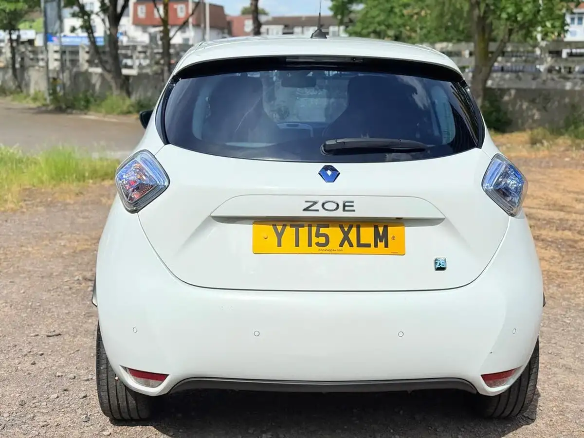 2015-renault-zoe-e-dynamique-intens-big-3