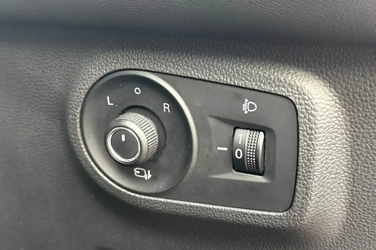 2023-mg-zs-suv-10t-gdi-exclusive-auto-big-21