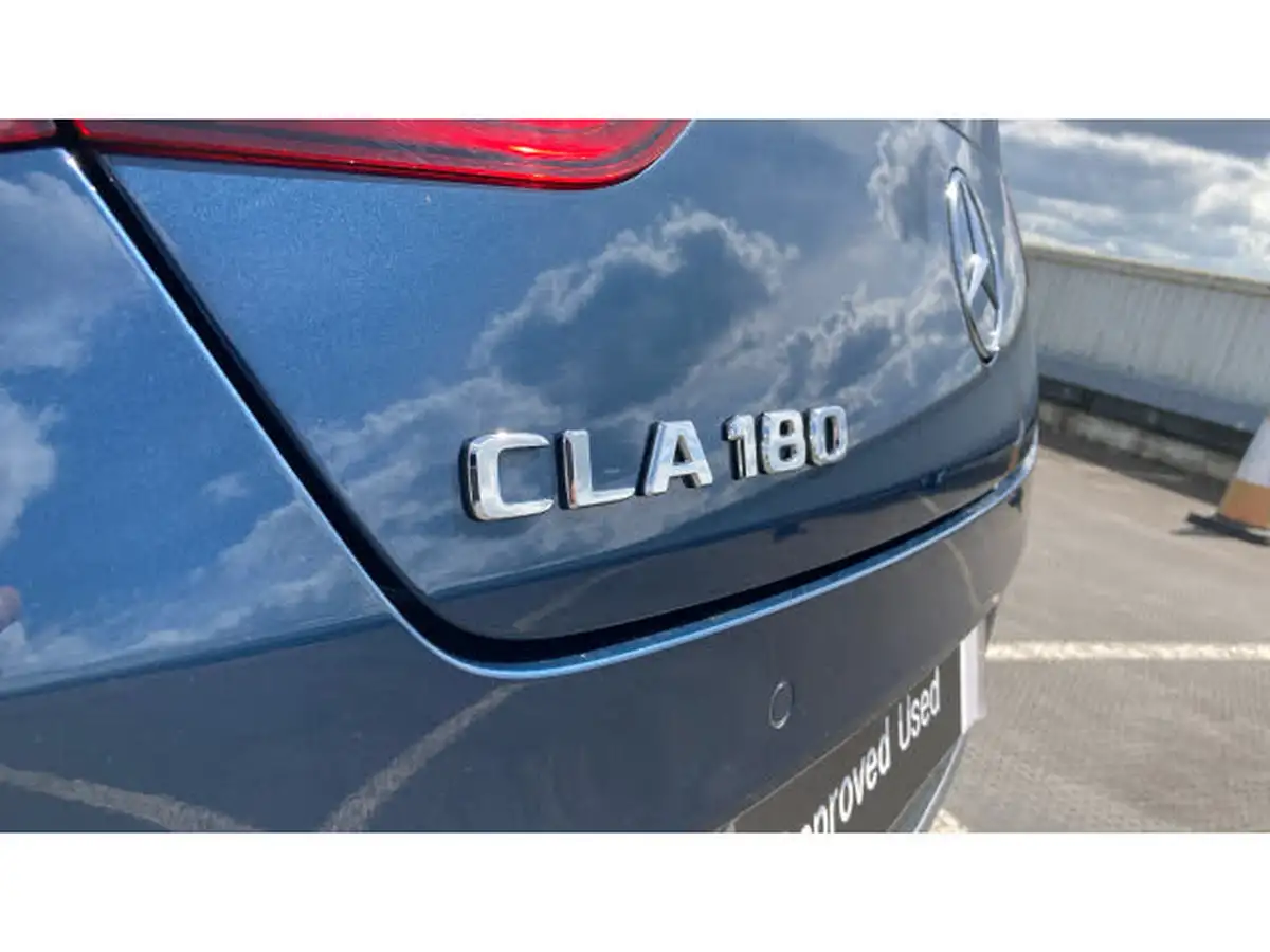 2022-mercedes-benz-cla-13-cla-180-amg-line-premium-plus-coupe-4d-big-24