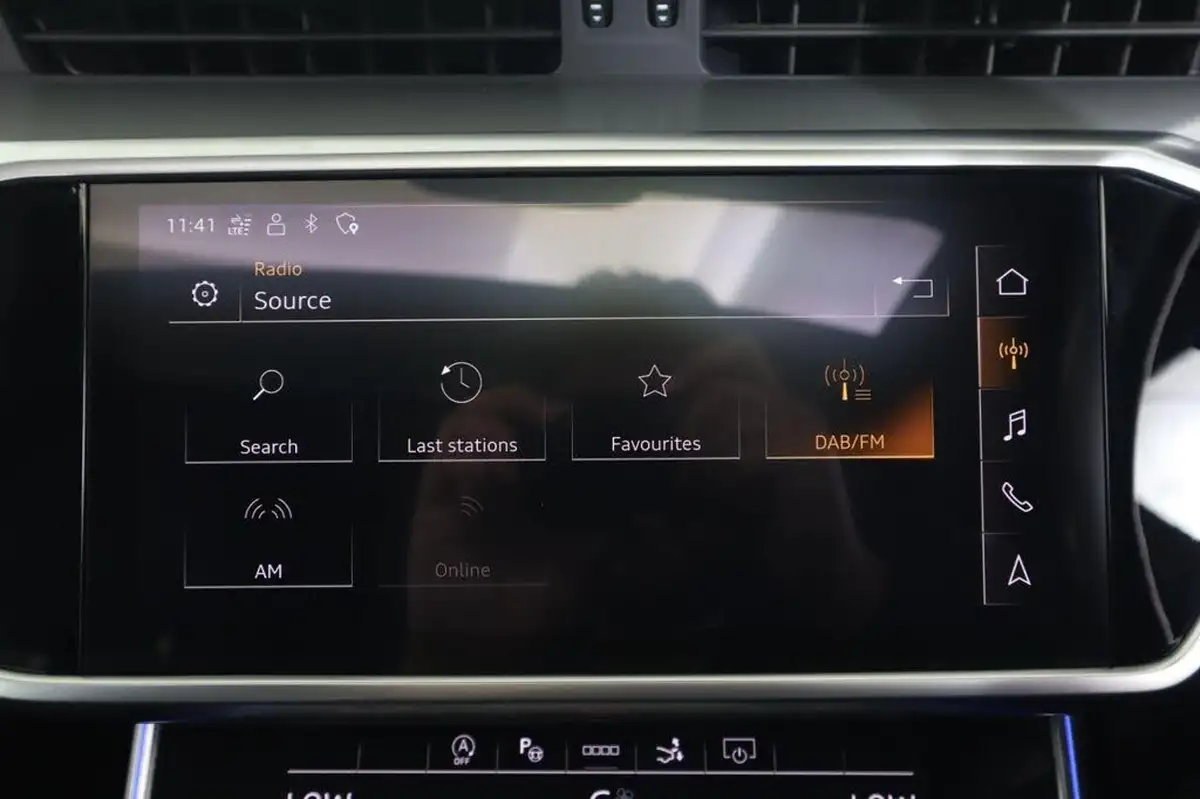 2021-audi-a7-30-55-tfsi-black-edition-big-39