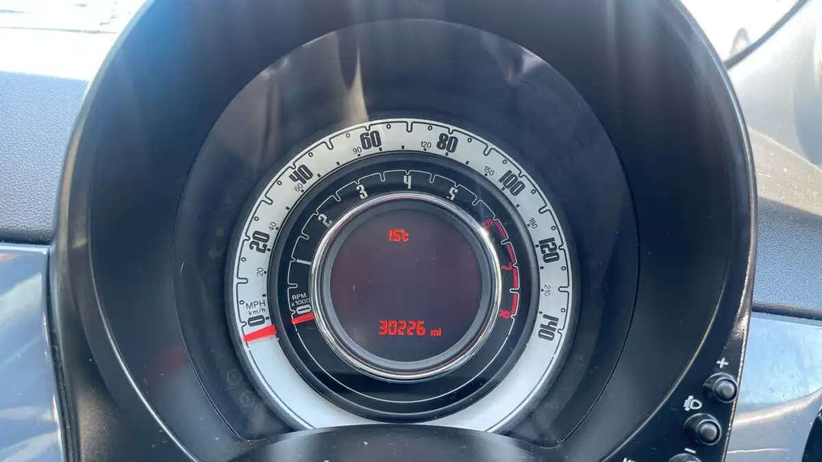 2022-fiat-500-10-dolcevita-big-12