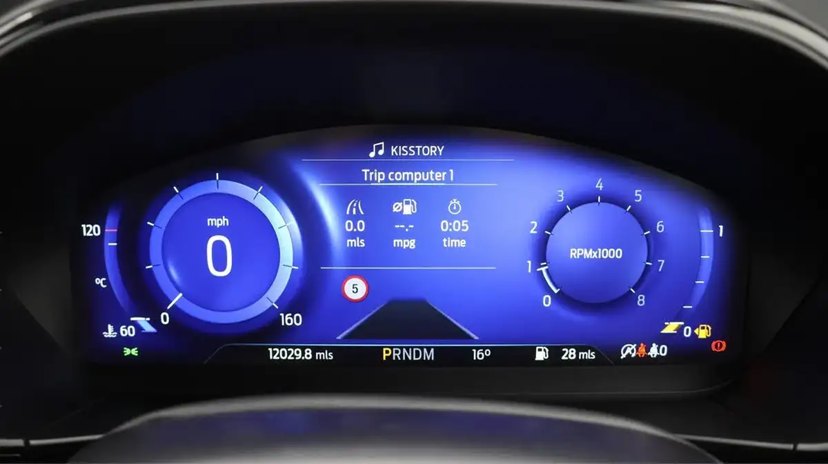 2023-ford-focus-10t-st-line-vignale-125ps-hybrid-mhev-hatchback-powershift-big-10