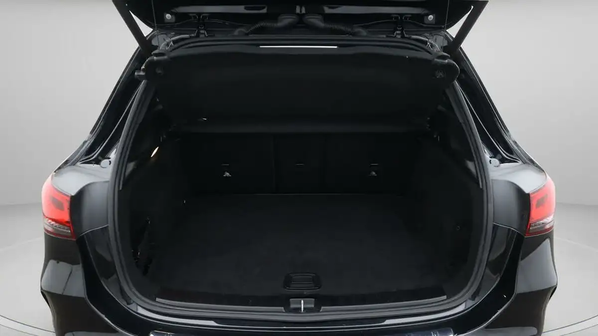 2021-mercedes-benz-gla-class-13-gla-180-amg-line-premium-1332cc-big-17