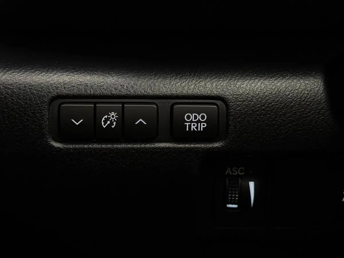 2018-lexus-is-300h-25-advance-lexus-navigation-big-25