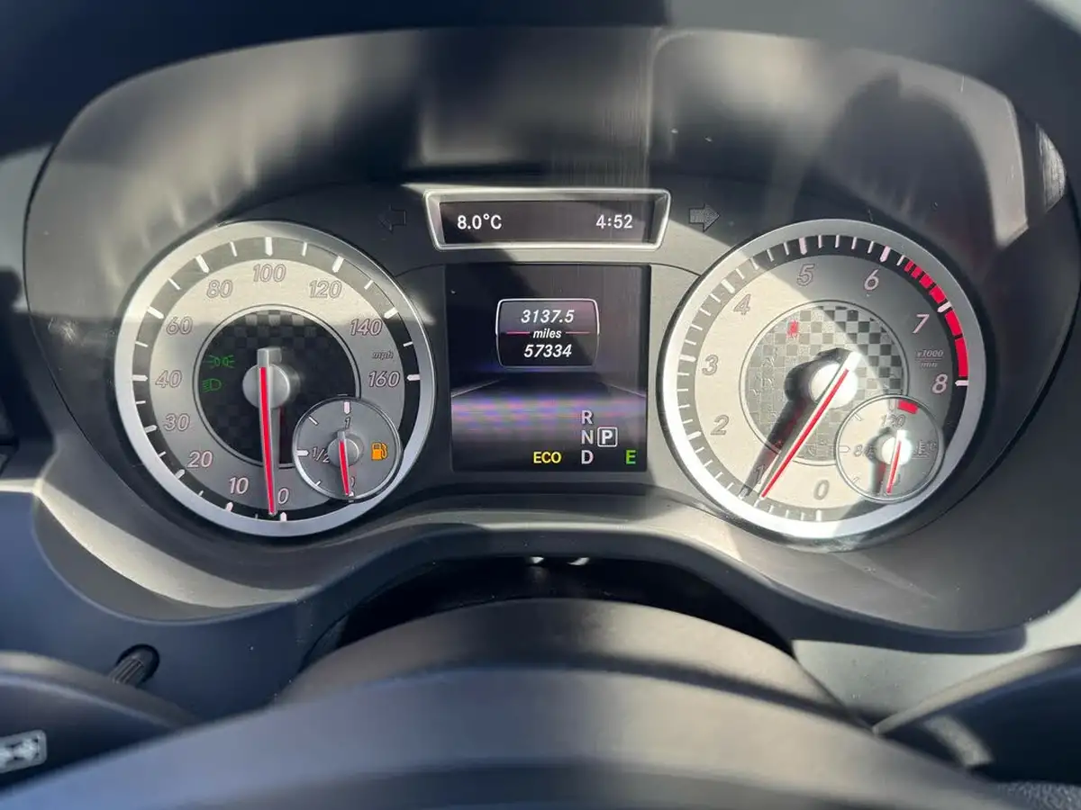 2014-mercedes-benz-a-class-big-29