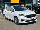 2022-dacia-sandero-10-sce-essential-small-0