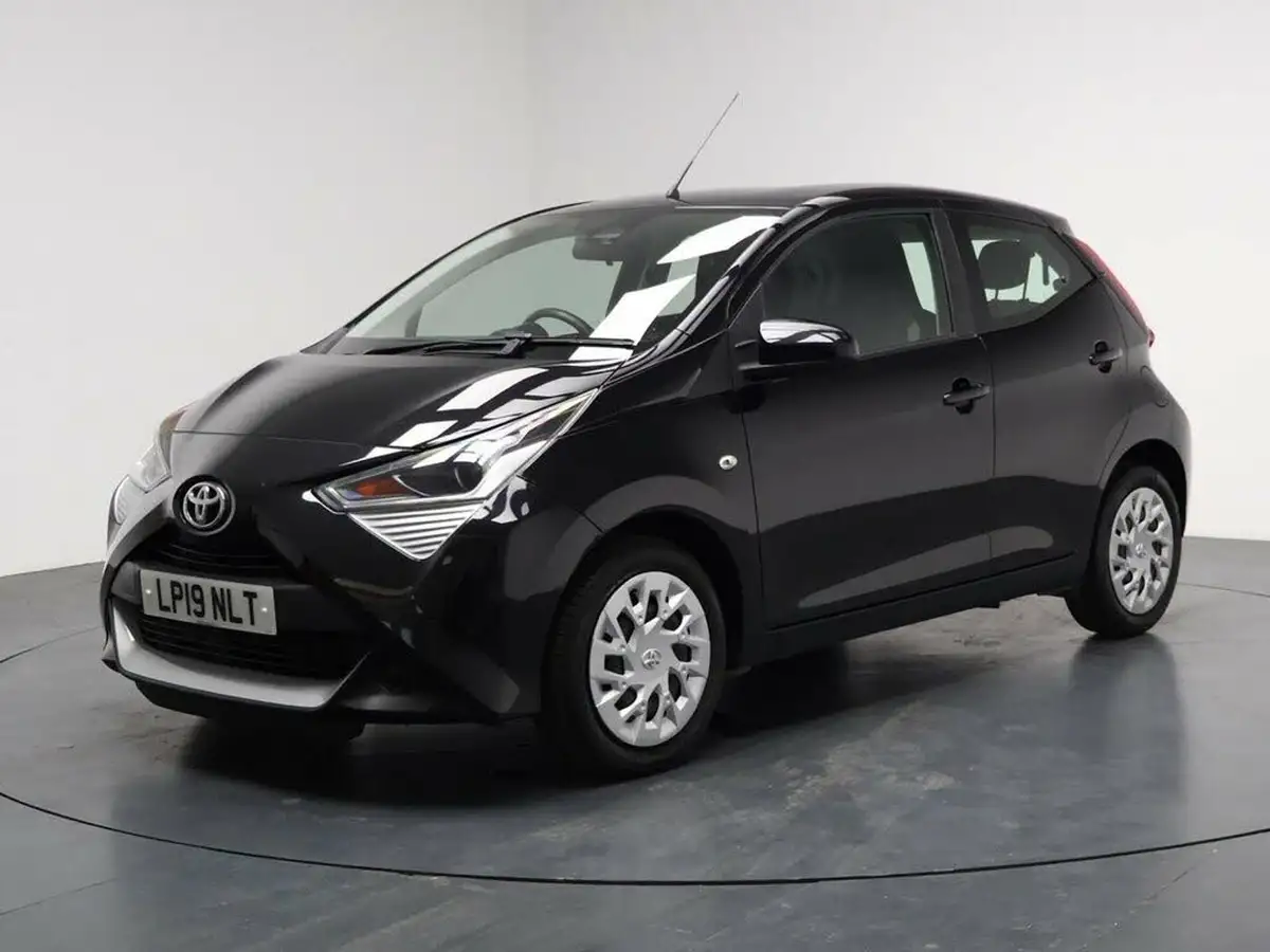 2019-toyota-aygo-10-vvt-i-x-play-tss-big-5