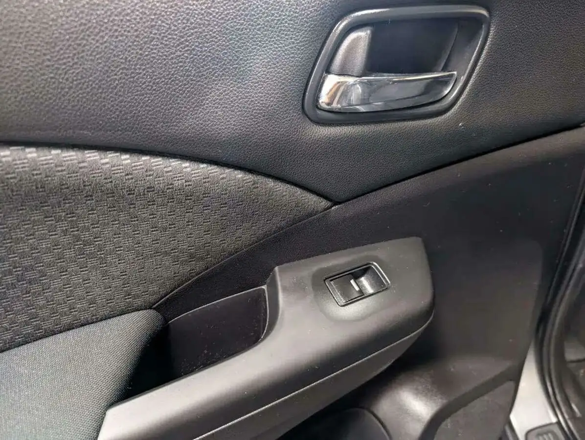 2015-honda-cr-v-20-se-honda-connect-4x4-ss-big-34