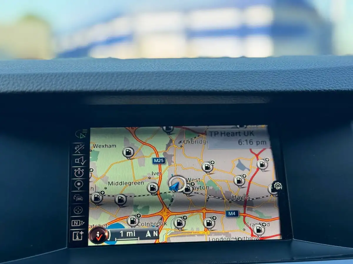 2015-bmw-5-series-20td-520d-se-190bhp-saloon-4d-auto-big-49