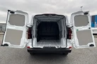 2025-volkswagen-transporter-20tdi-t30-commerce-plus-bmt-swb-150pseu6e-small-5