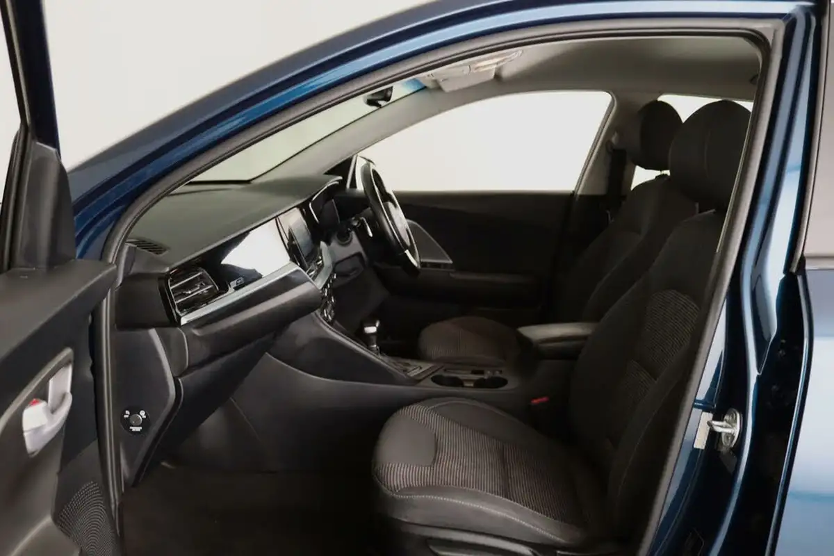 2022-kia-niro-16-gdi-2-139bhp-156kwh-big-7