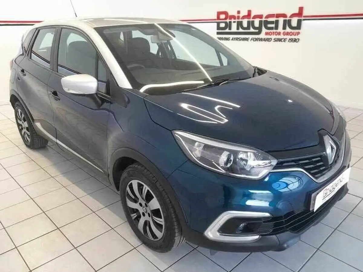 2019-renault-captur-09-tce-play-big-0
