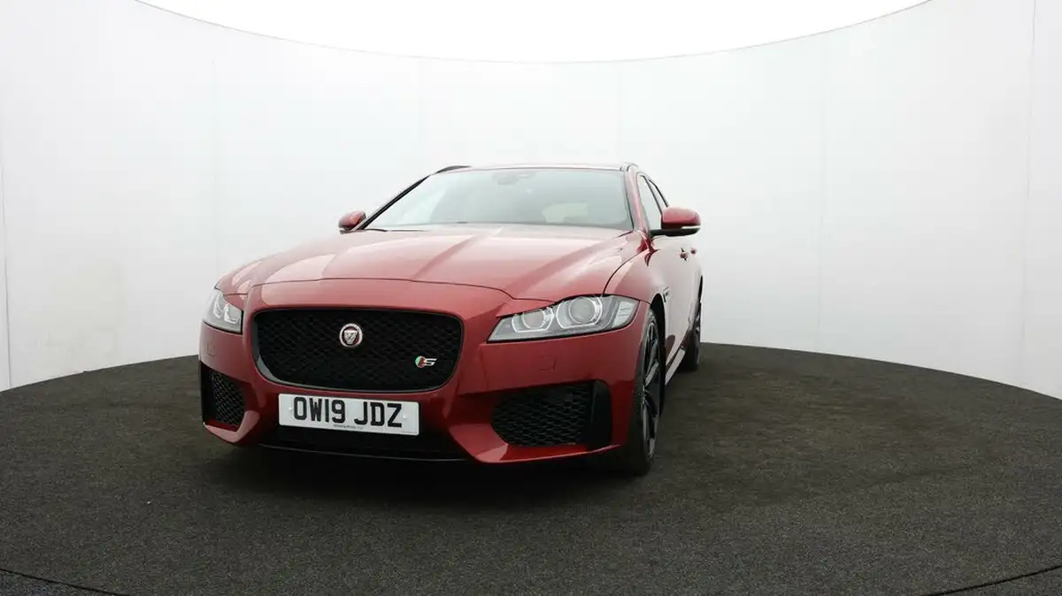 2019-jaguar-xf-30td-sportbrake-5d-big-61