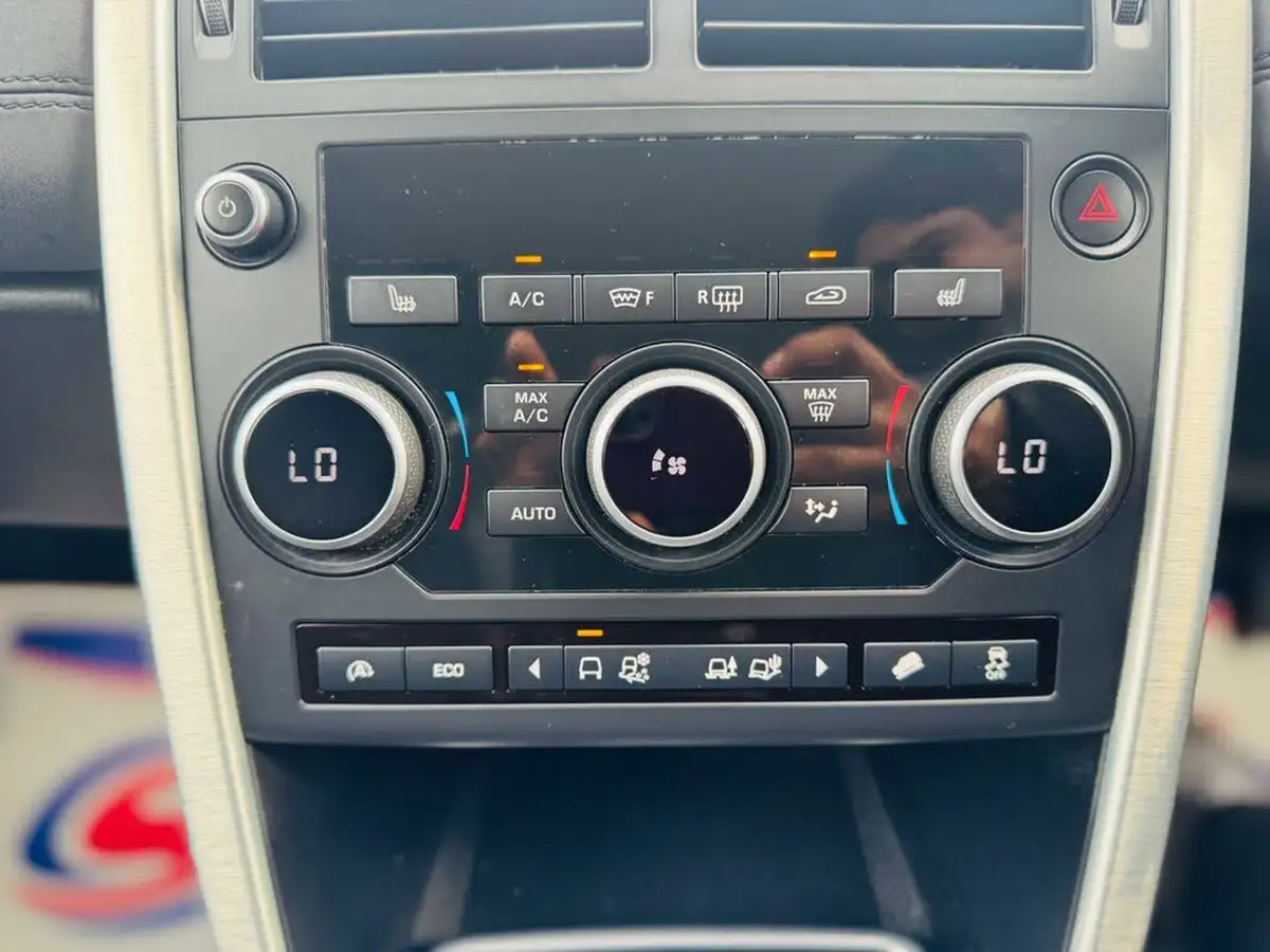 2015-land-rover-discovery-sport-20td4-se-tech-180ps-auto-big-26