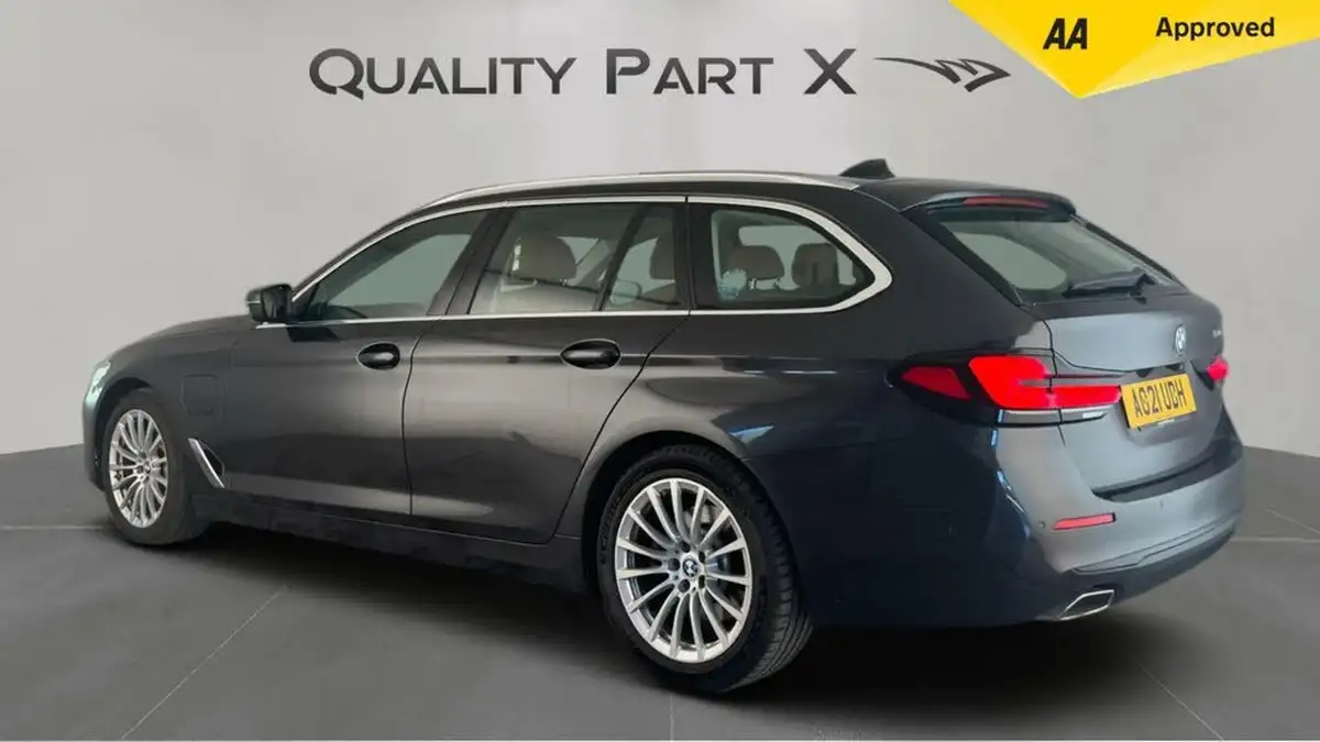 2021-bmw-5-series-20-530e-se-touring-5d-big-4