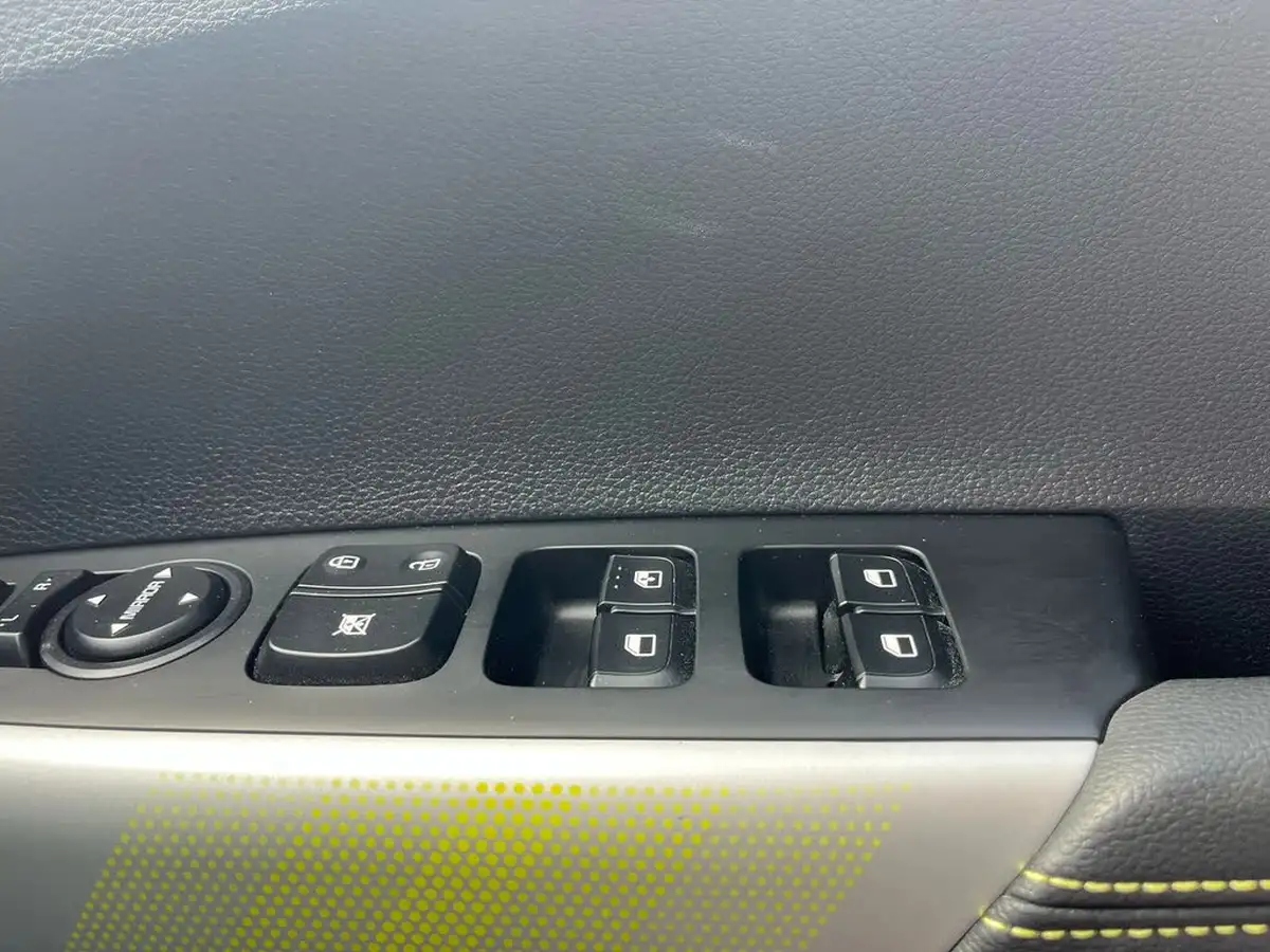 2023-kia-picanto-10-x-line-s-auto-seq-big-17