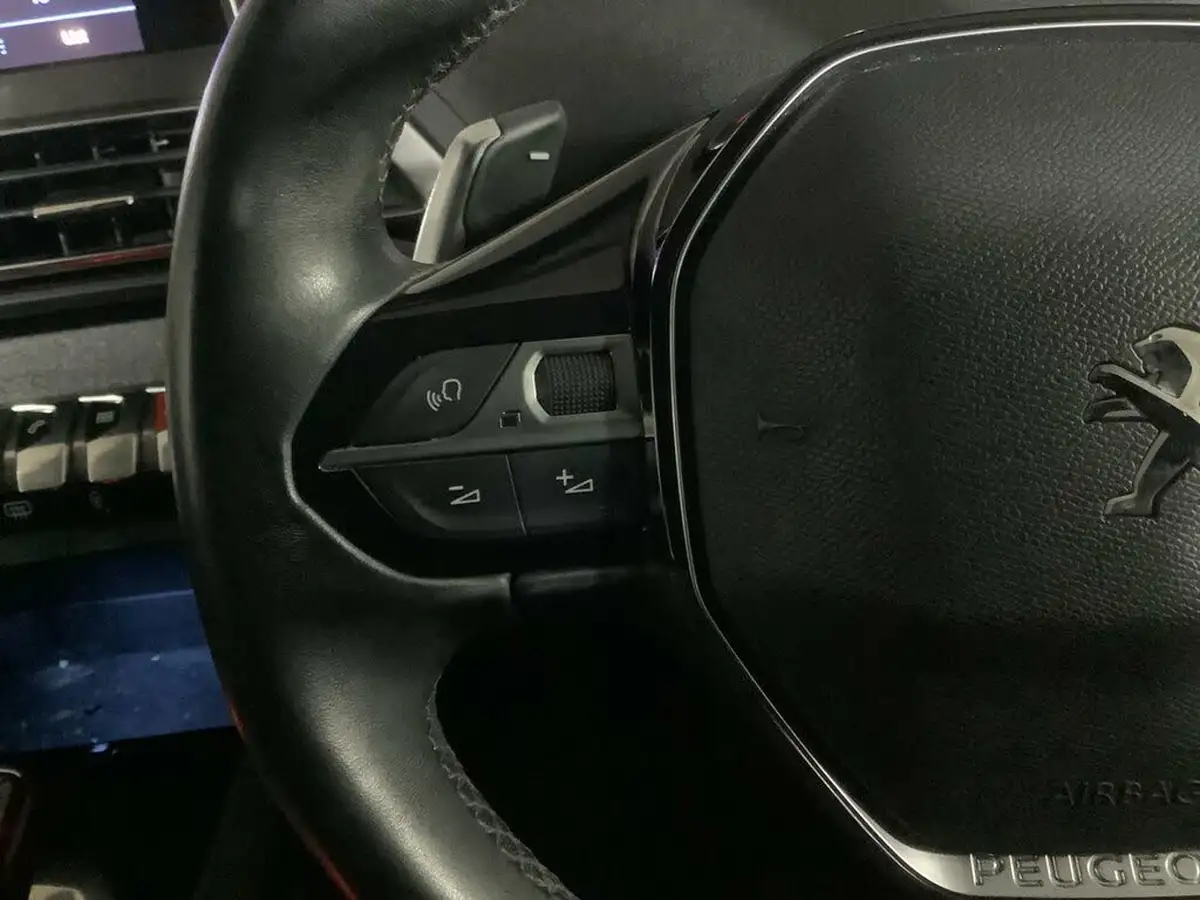 2019-peugeot-5008-suv-12-puretech-allure-eat6-big-12