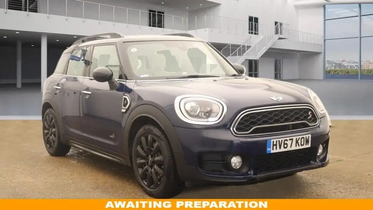 2017-mini-countryman-20-cooper-s-ss-all4-big-0