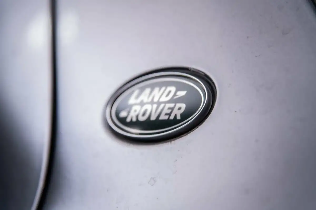 2020-land-rover-discovery-sport-20-d180-r-dynamic-hse-big-47