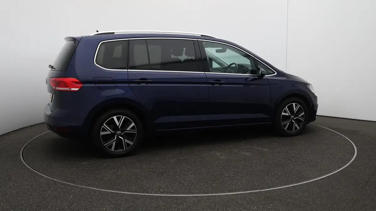 2020-volkswagen-touran-15-tsi-sel-dsg-big-45
