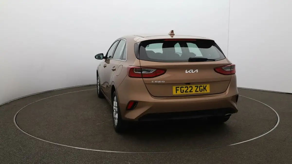 2021-kia-ceed-10-t-gdi-2-hatchback-big-58