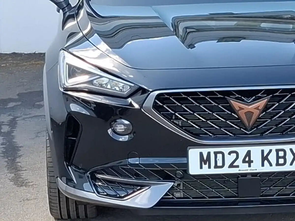 2024-cupra-formentor-14-e-hybrid-v2-big-13