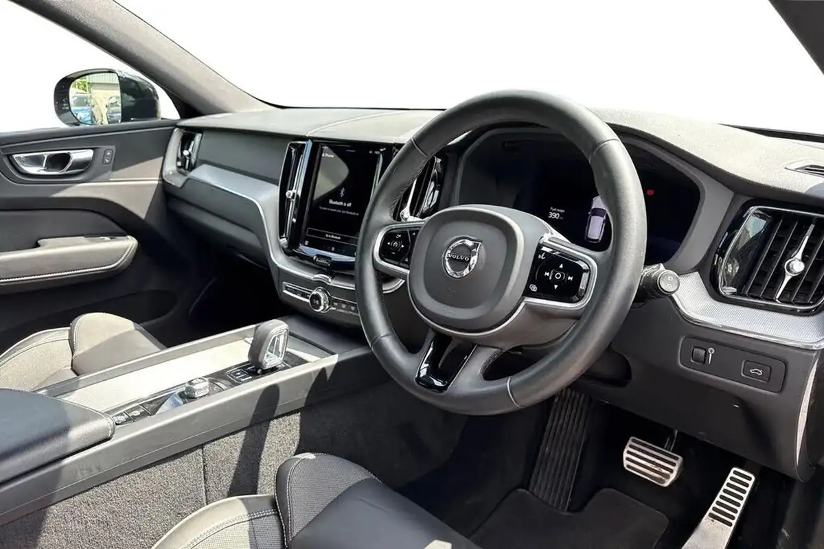 2021-volvo-xc60-20td-b4-r-design-awd-big-7