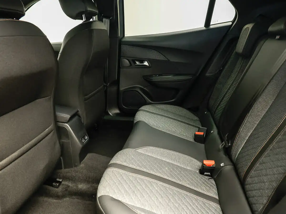2024-peugeot-2008-suv-12-puretech-allure-130ps-big-5
