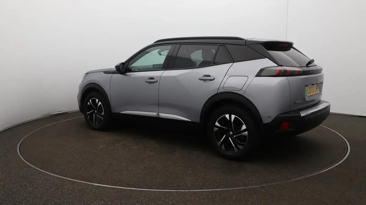 2023-peugeot-2008-suv-e-gt-136bhp-50kwh-station-wagon-big-34