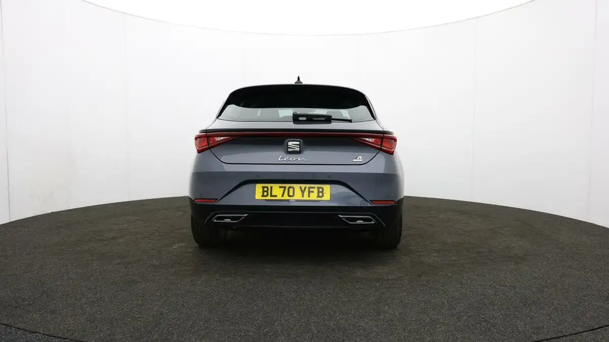 2020-seat-leon-14-e-hybrid-fr-hatchback-big-54