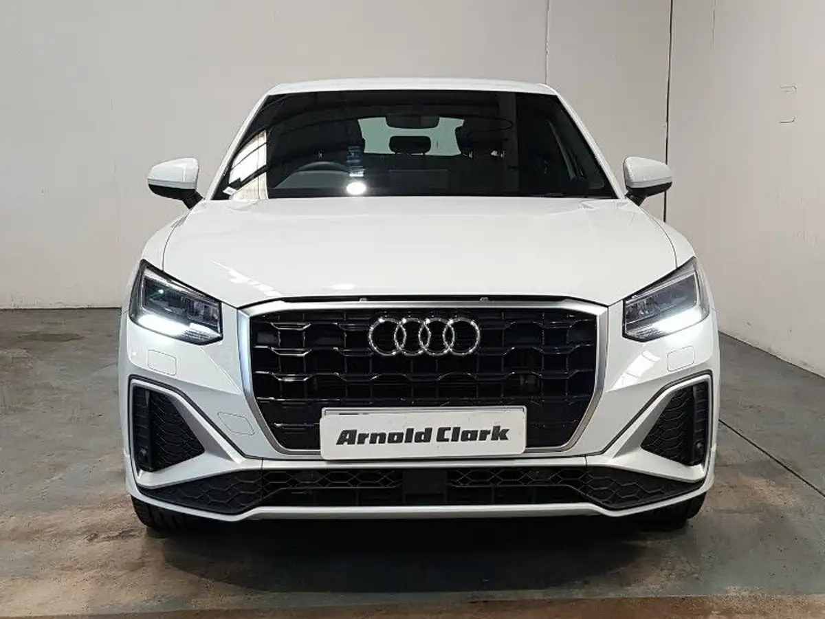 2022-audi-q2-15-35-tfsi-s-line-tronic-big-11