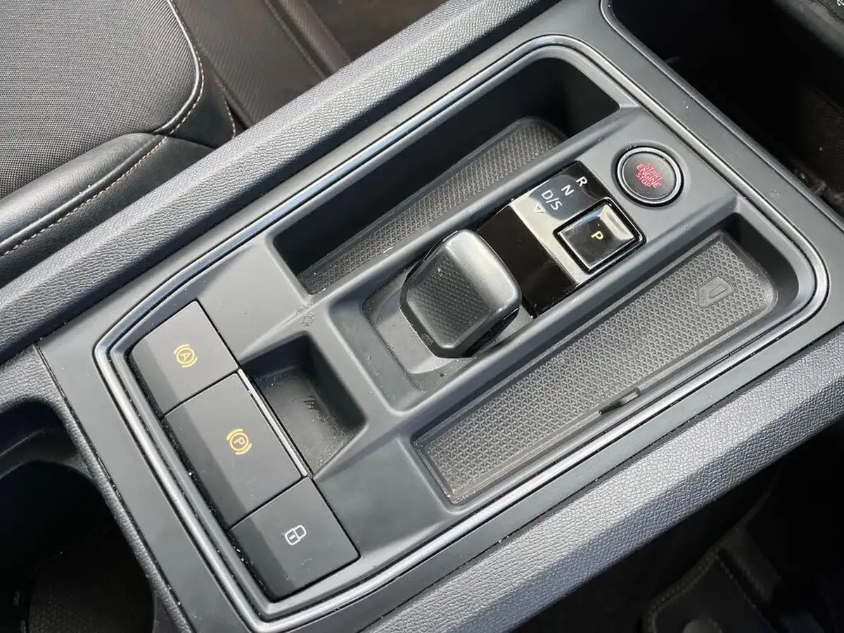 2024-cupra-leon-nf-15-etsi-v1-hatchback-big-23