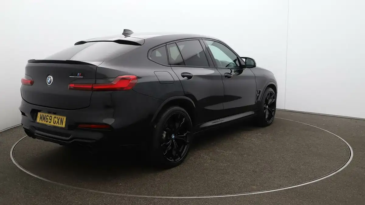 2019-bmw-x4-30-m-competition-big-57