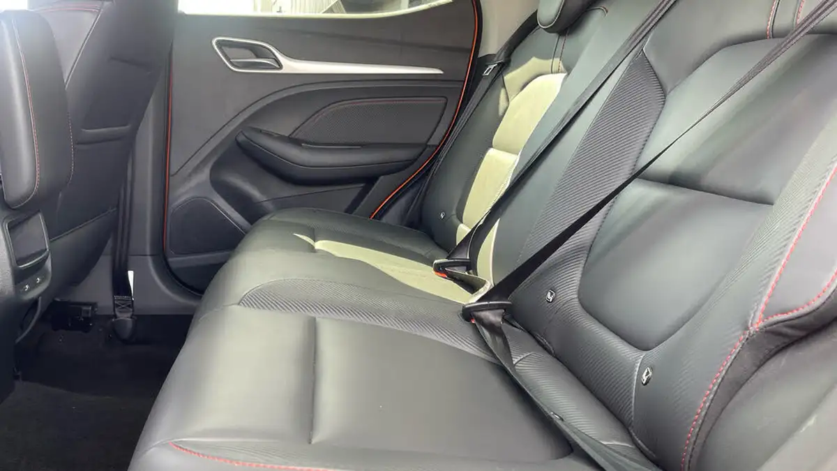 2024-mg-zs-suv-10t-gdi-exclusive-auto-big-13