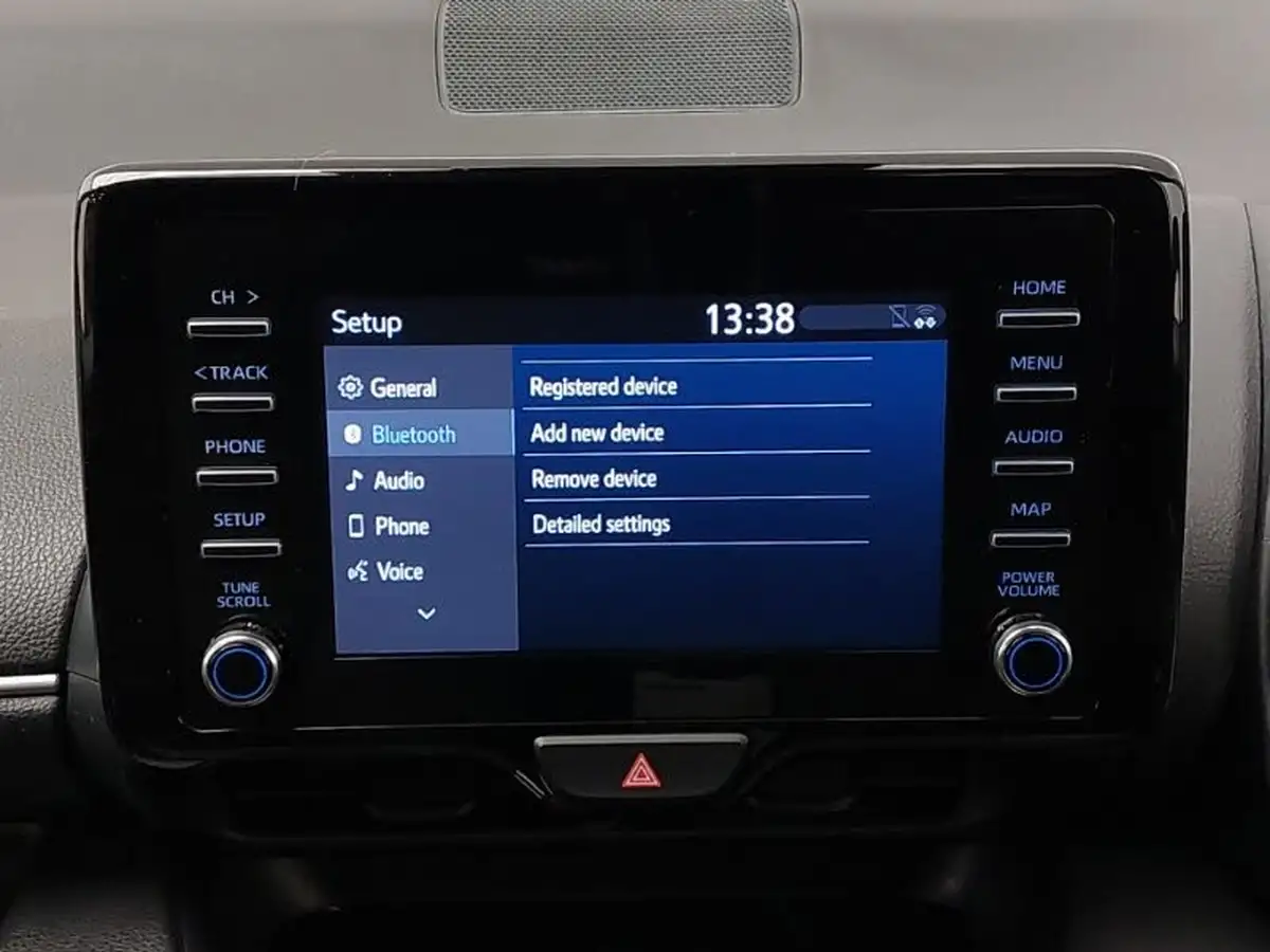 2023-toyota-yaris-15-vvt-i-icon-big-10