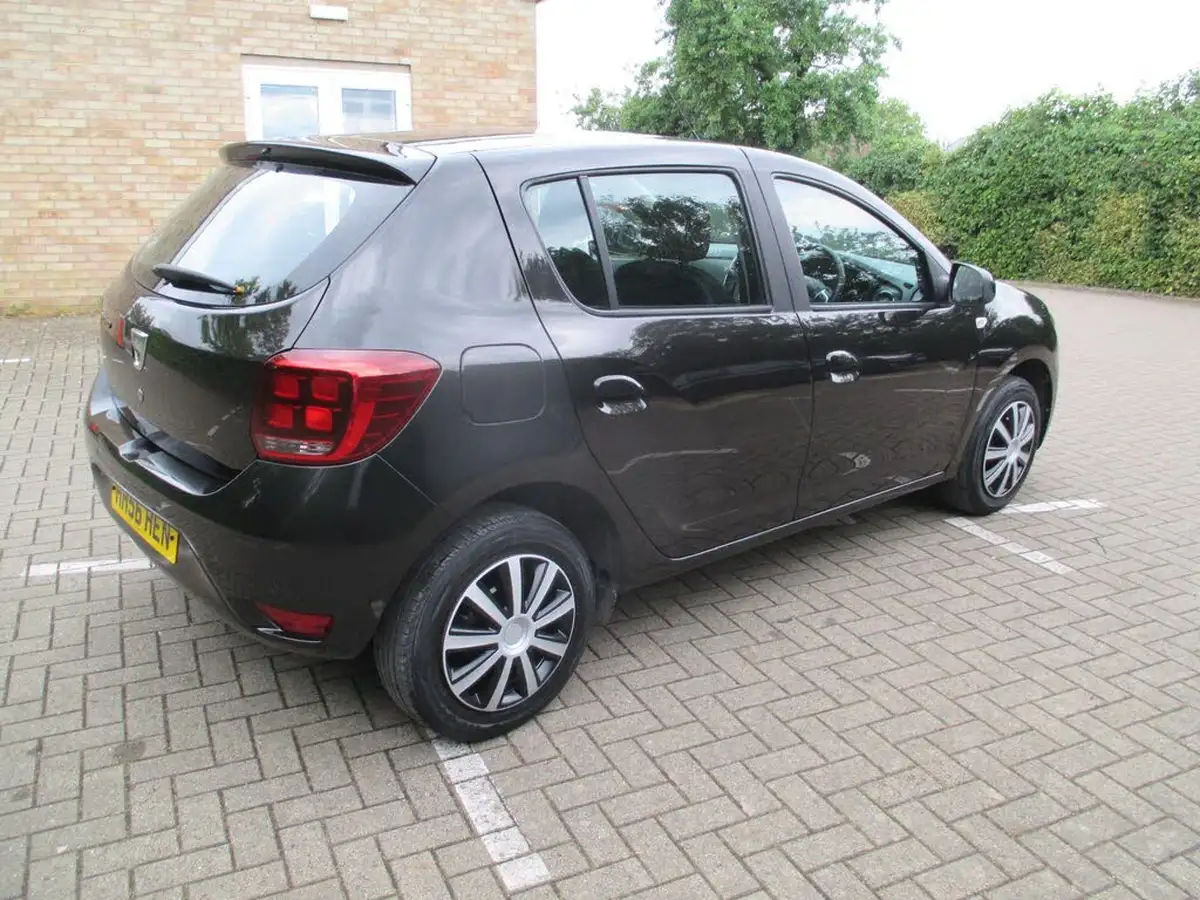 2019-dacia-sandero-10-sce-comfort-big-4