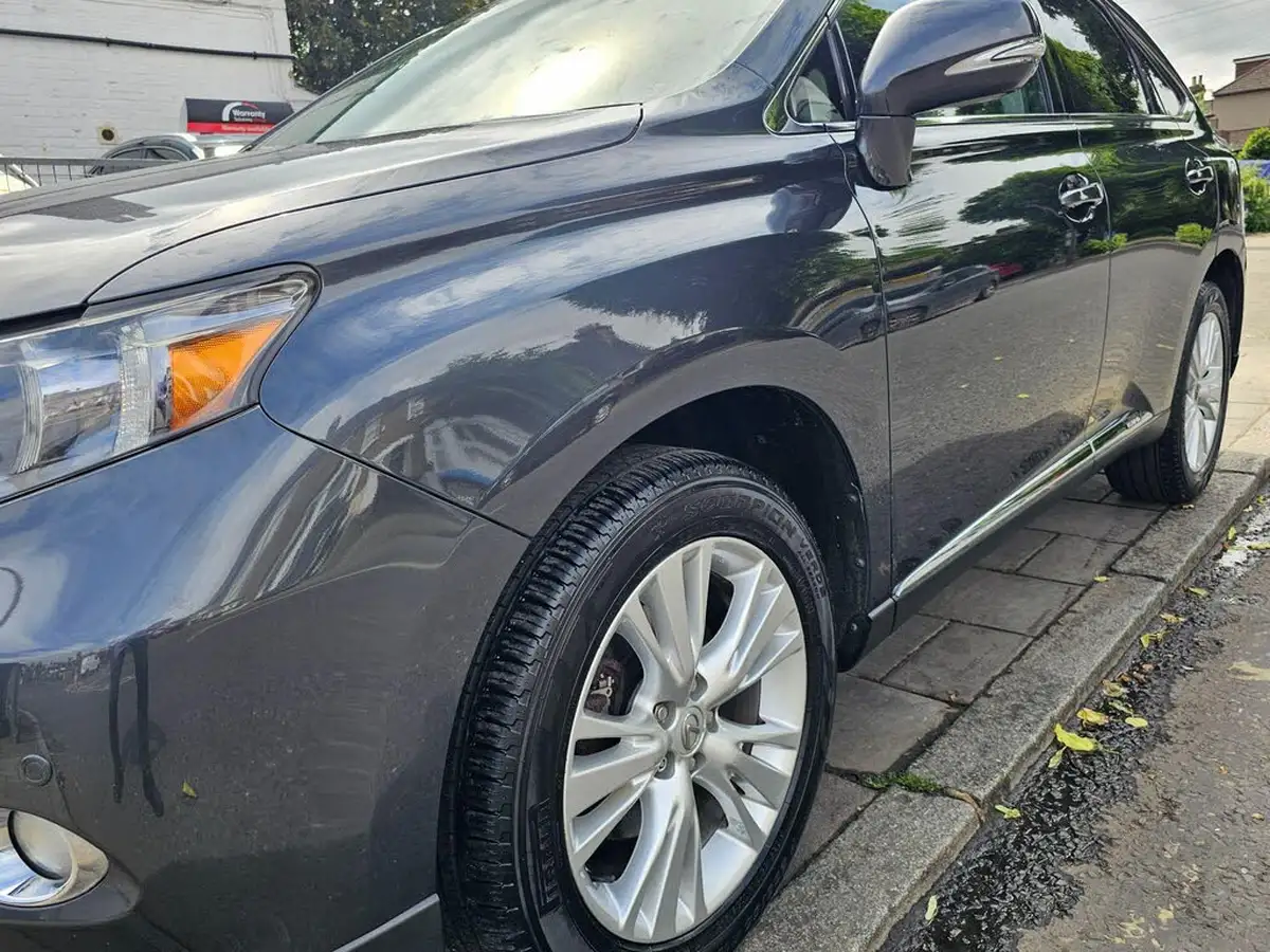 2011-lexus-rx-450h-35-se-i-4x4-big-17