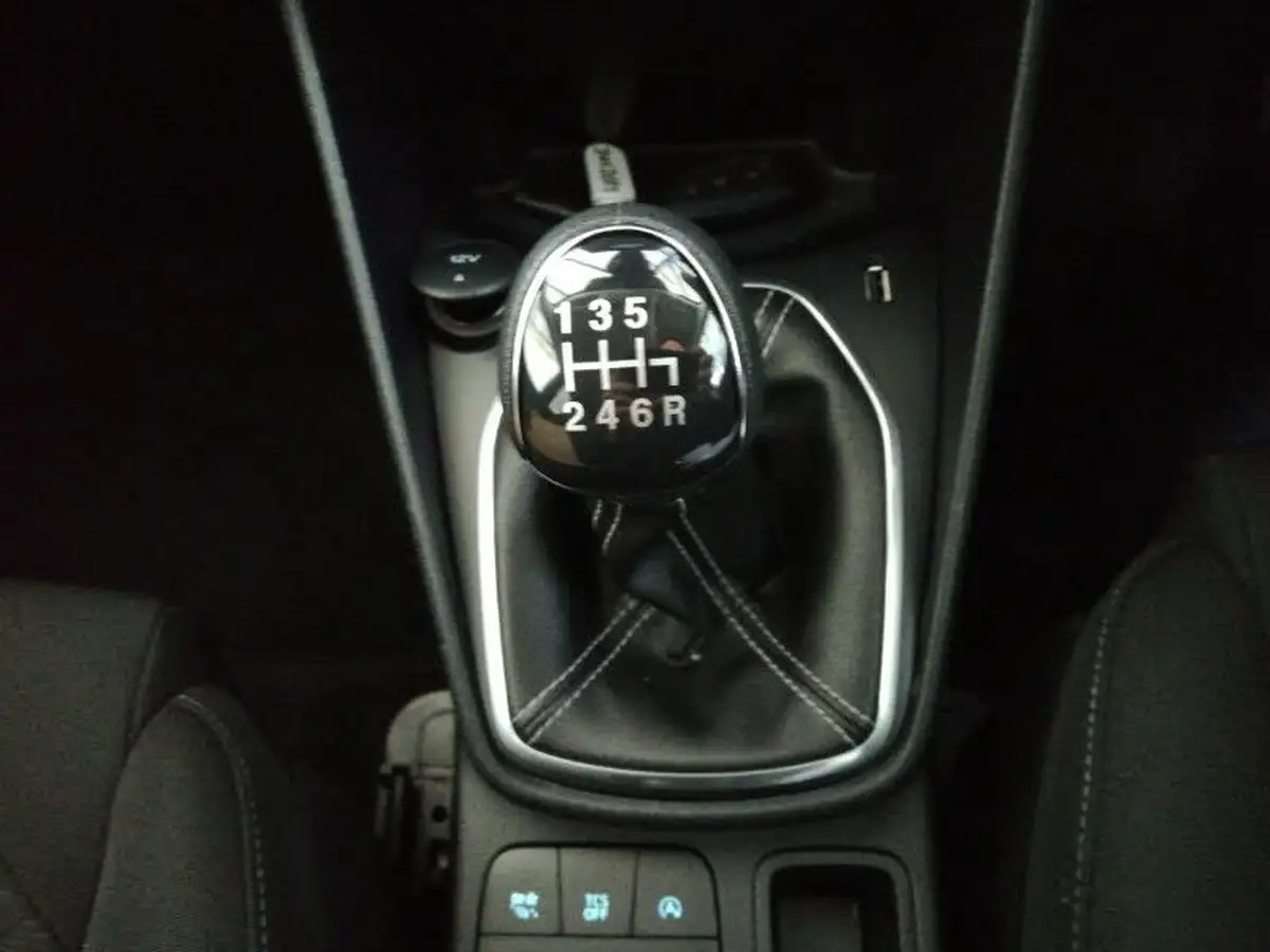 2022-ford-fiesta-10t-titanium-100ps-big-11