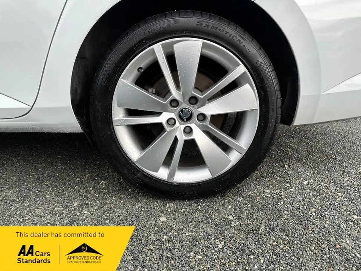 2018-skoda-superb-20tdi-scr-se-l-executive-150ps-estate-dsg-big-63
