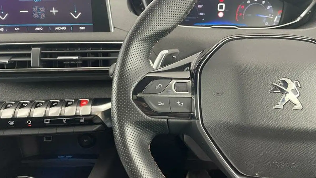2019-peugeot-3008-suv-16-puretech-gt-line-180bhp-ss-eat8-big-22