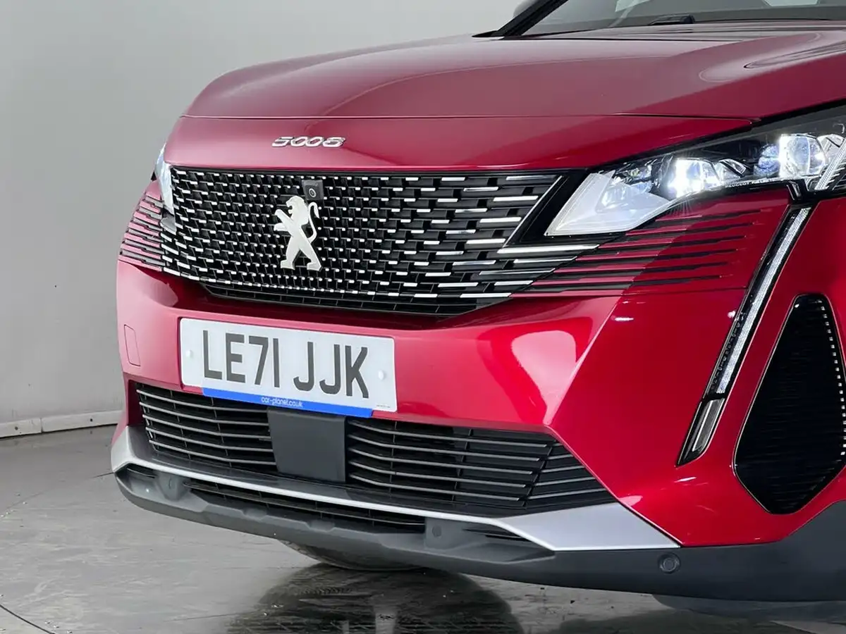 2022-peugeot-5008-suv-12-puretech-gt-premium-big-47