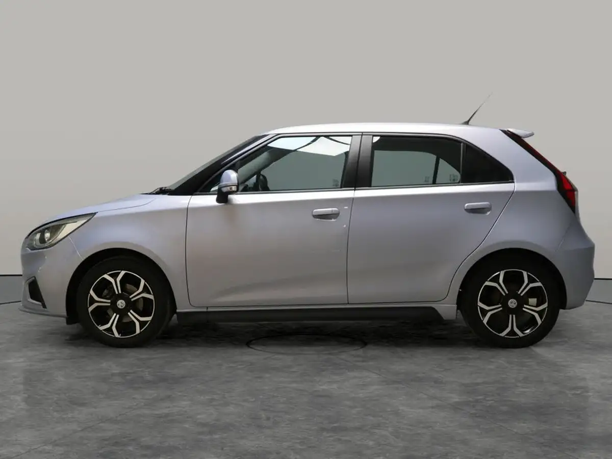 2023-mg-mg3-15-vti-tech-exclusive-nav-big-16