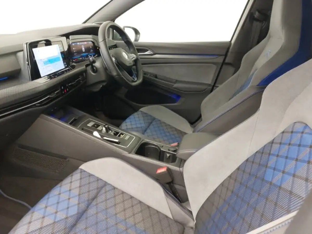 2021-volkswagen-golf-20-tsi-r-hatchback-big-4