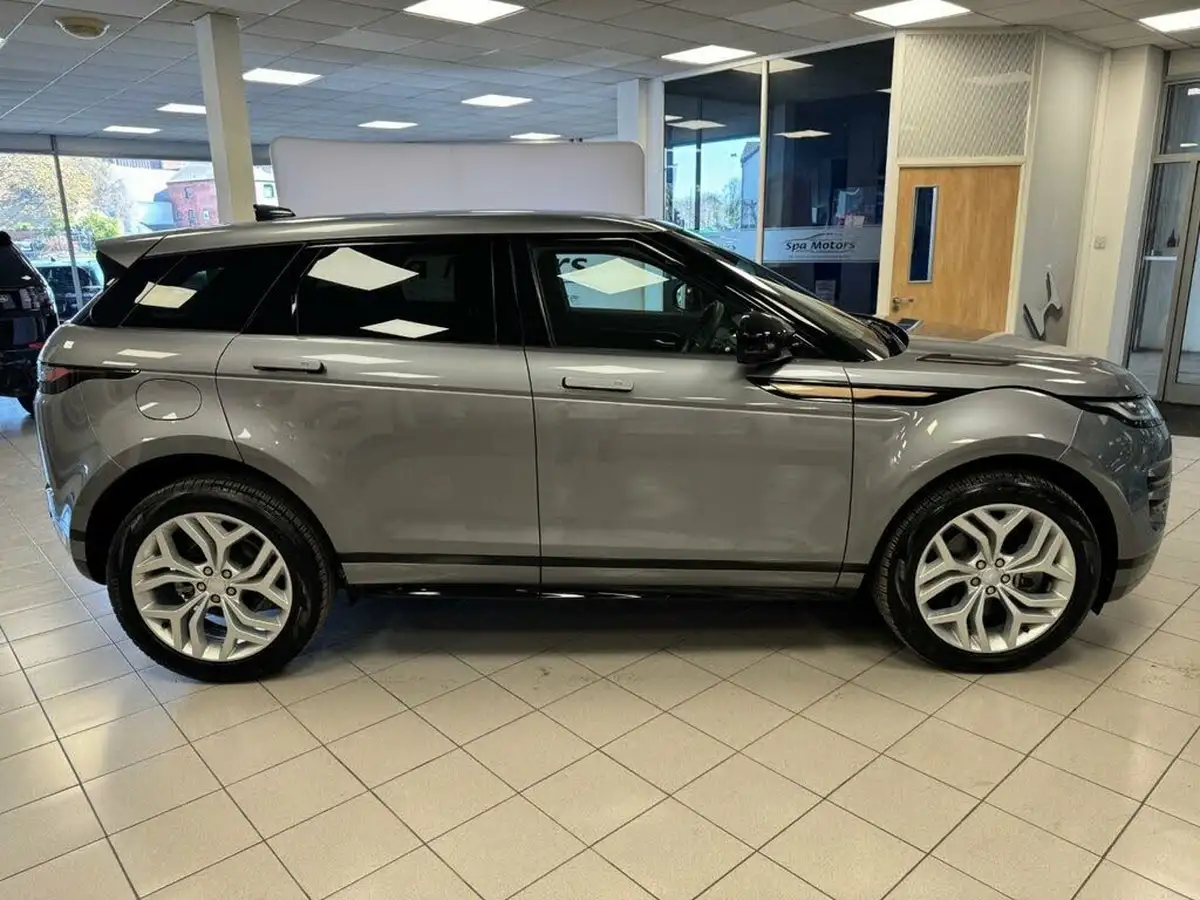 2022-land-rover-range-rover-evoque-20-d200-r-dynamic-se-big-8